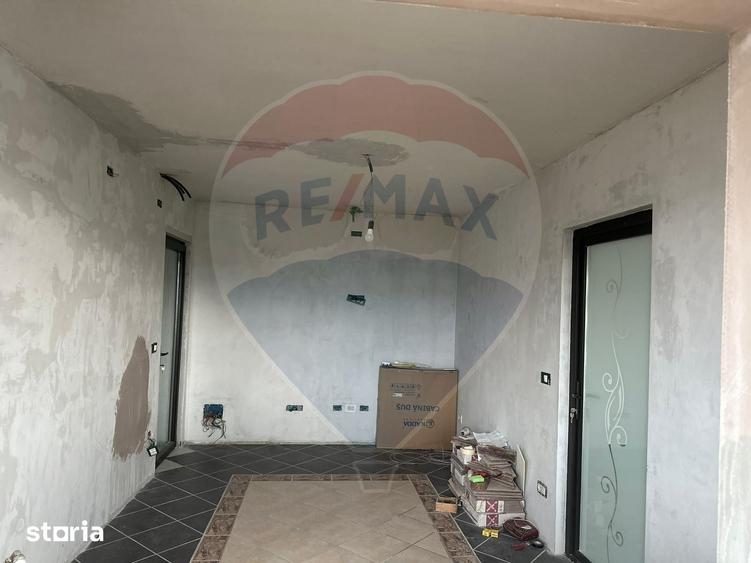 Apartament cu 2 camere de vanzare Savinesti - 12