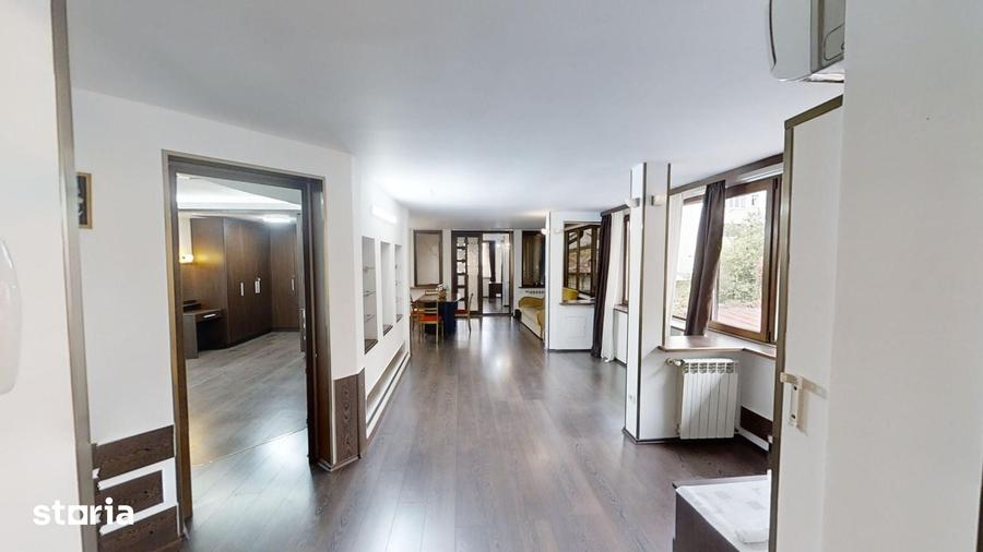 Apartament cu 5 camere decomandat în Grivița