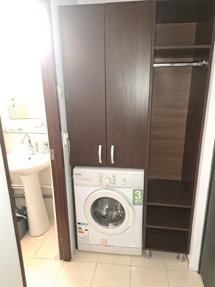 Garsonieră decomandată în Central