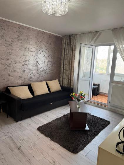 Apartament 2 camere Dacia Rond Zimbru - 1