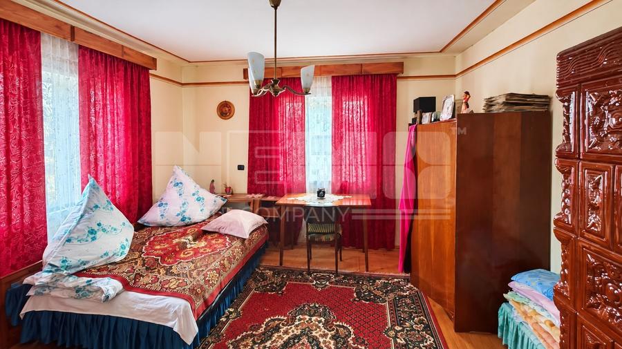 Vilă 5 camere | 200 mp utili | Teren 4.361 mp | Demisol + Mansardă - 14