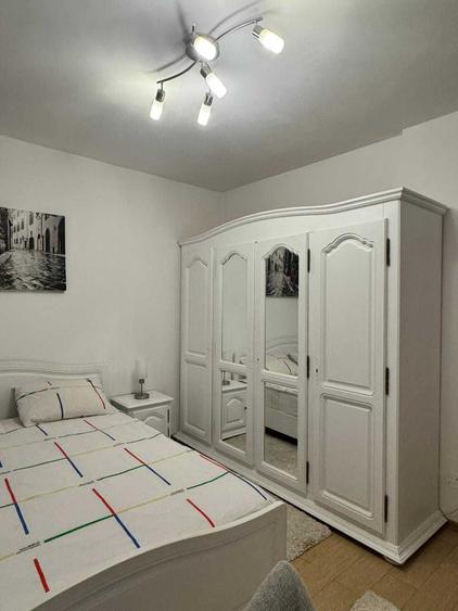 Inchiriere apartament 2 camere - proprietar - Soseaua Berceni, 5 minute metrou, loc de parcare - 12