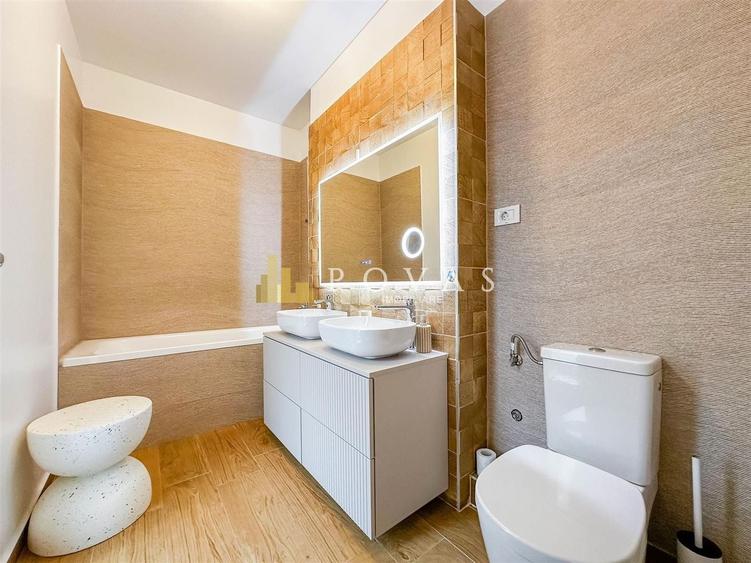 Duplex cu 5 camere semidecomandat cu Canalizare în Pipera