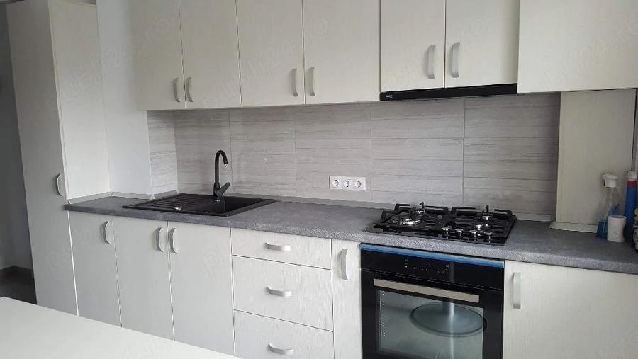 Apartament cu 2 camere semidecomandat în Gorjului