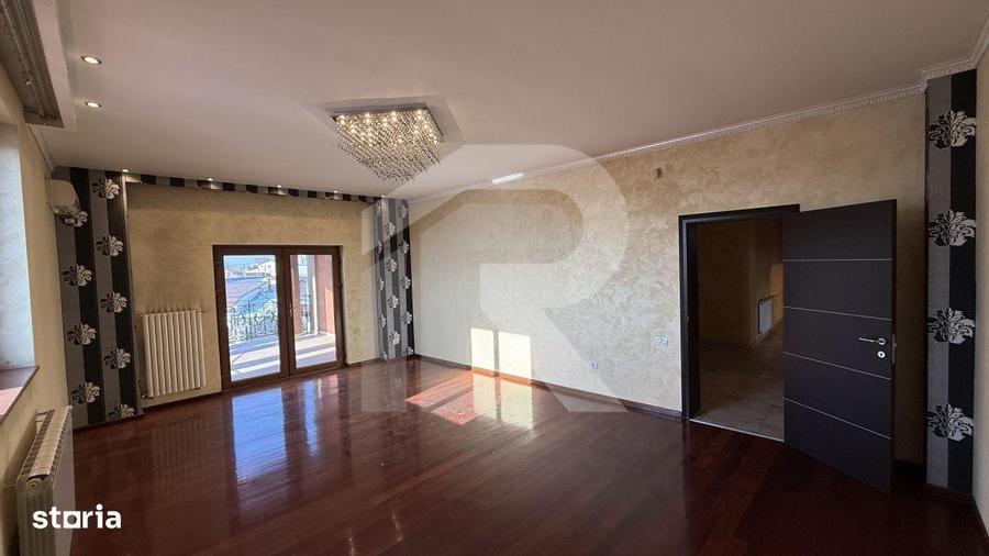 Casă cu 7 camere cu Piscina în Ferentari