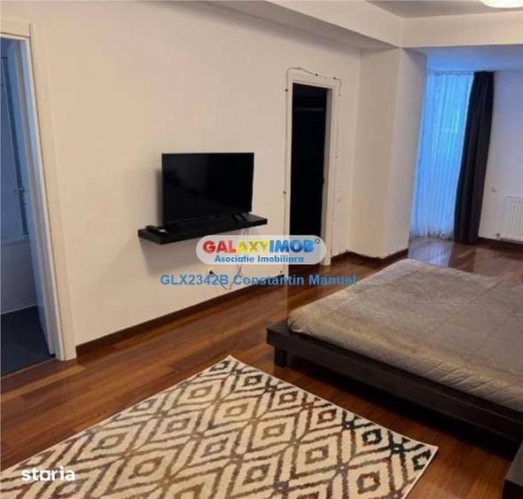 Apartament cu 4 camere decomandat în Herăstrău