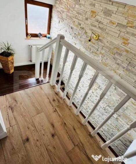 Casă cu 3 camere cu Teren 340 Mp în Semicentral