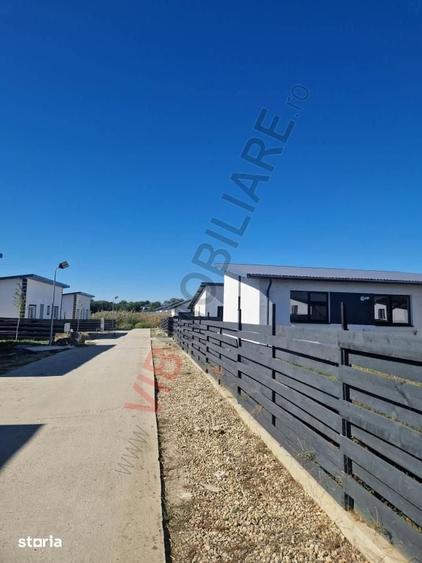 Casă cu 4 camere cu Teren 450 Mp în Crevedia