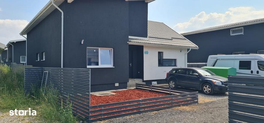 Casă cu 4 camere cu Teren 500 Mp în Tărlungeni