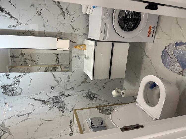 Apartament cu 4 camere decomandat în Central
