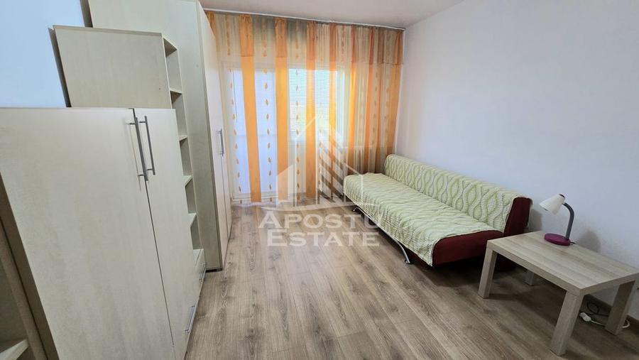 Apartament cu o camera, etaj intermediar, zona Lipovei - 1