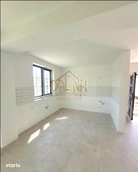 Casă cu 4 camere cu Teren 586 Mp în Balotești