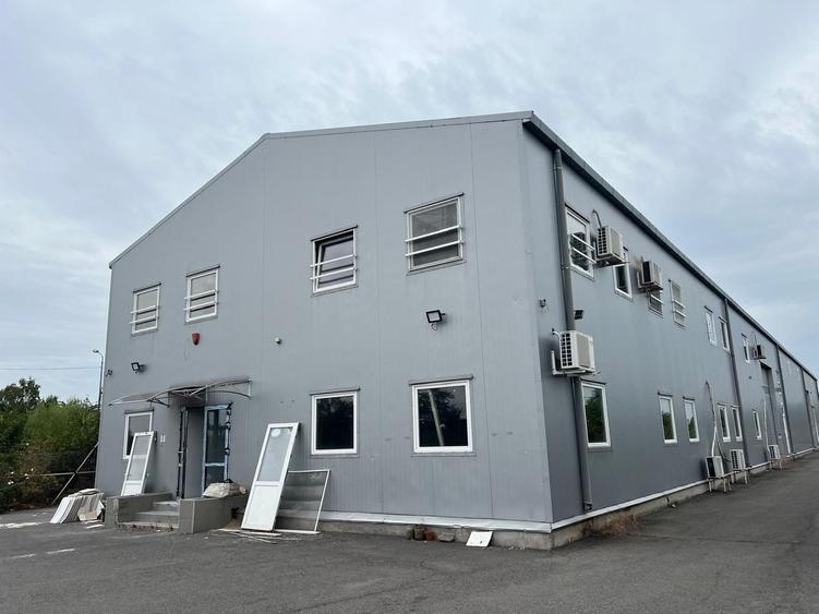 Spațiu industrial, de 1,093 mp, în Nord