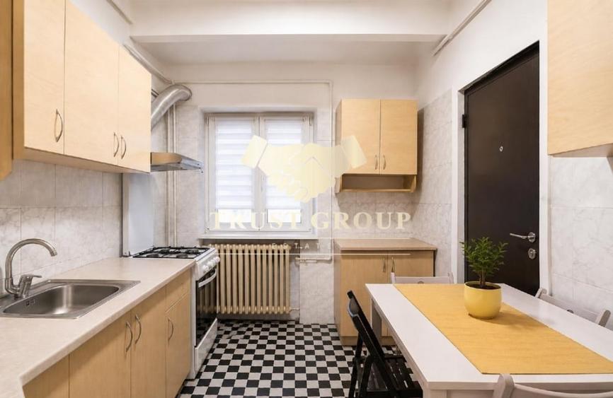 Apartament cu 4 camere decomandat în Cișmigiu