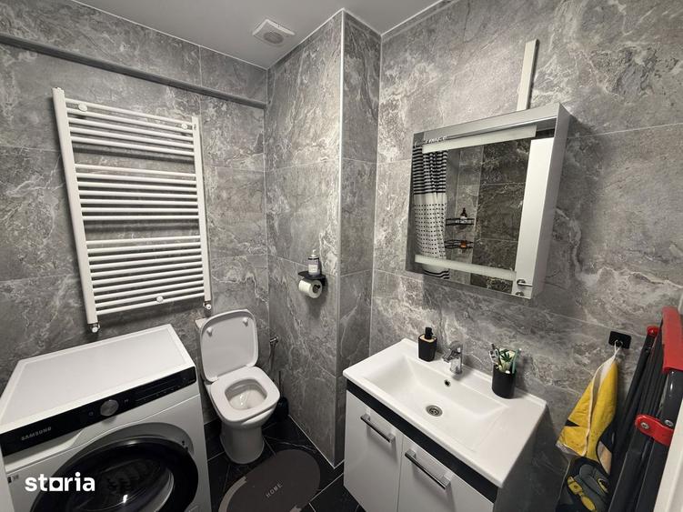 Apartament cu 3 camere, mobilat în Văcăresti
