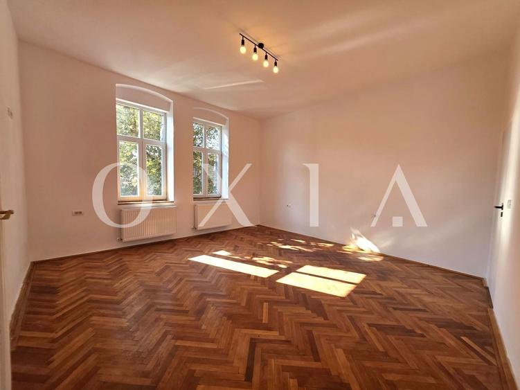 Apartament cu 3 camere semidecomandat în Elisabetin