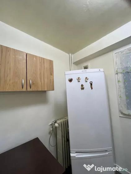 Apartament cu 2 camere decomandat în Progresul