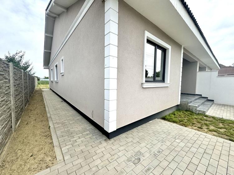 Duplex cu 3 camere cu Canalizare în Beregsău Mare