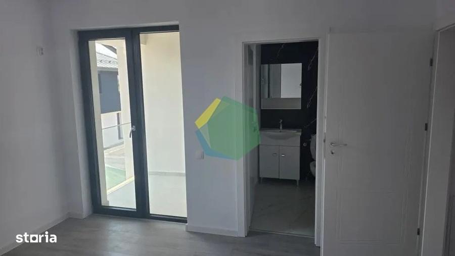 Casă cu 3 camere cu Teren 90 Mp în Central