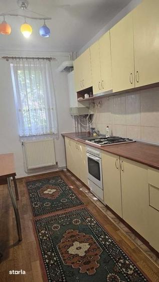 Apartament cu 3 camere decomandat în Mărăști