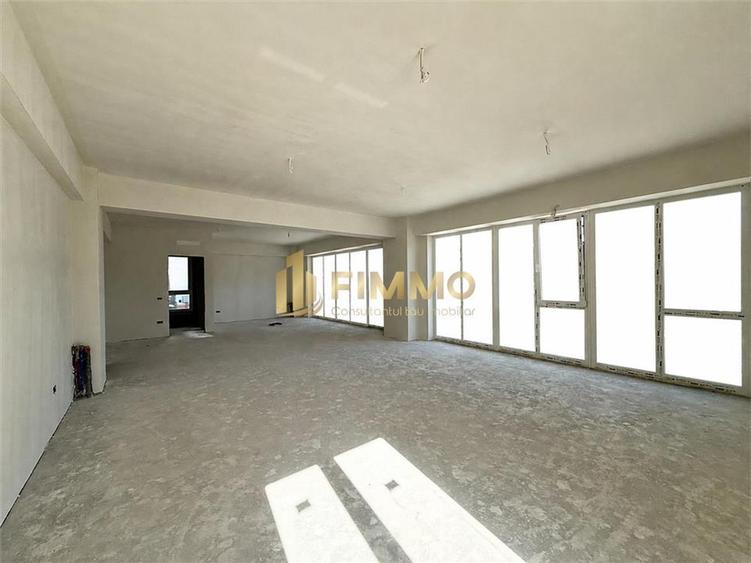 Spațiu comercial, de 132 mp, în Central