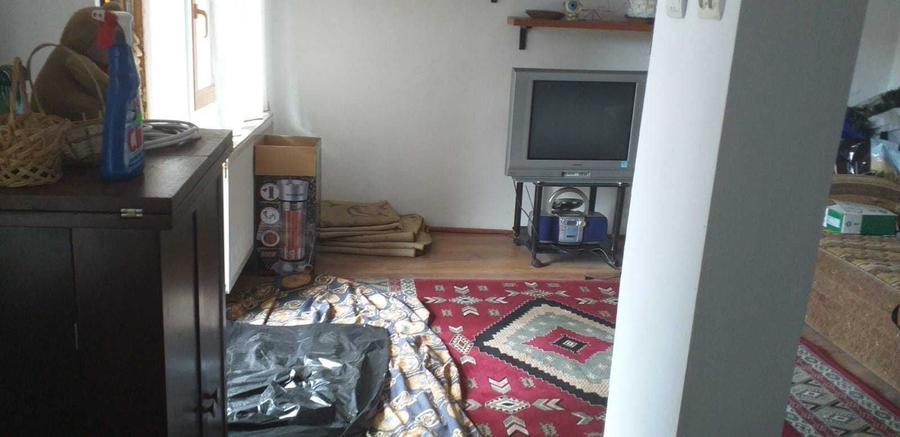 Casă cu 3 camere în Central