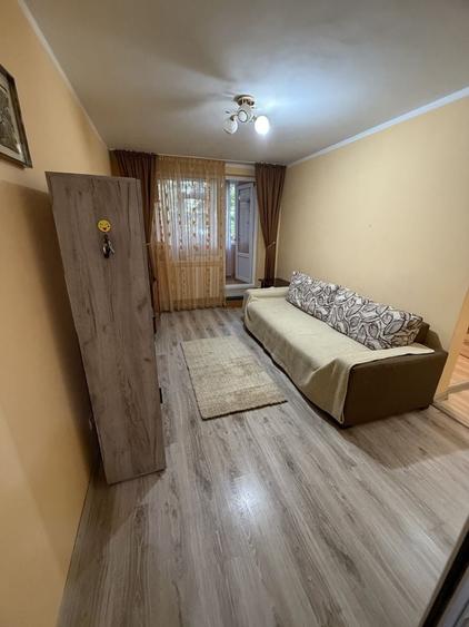 Apartament cu 2 camere în Micro 19