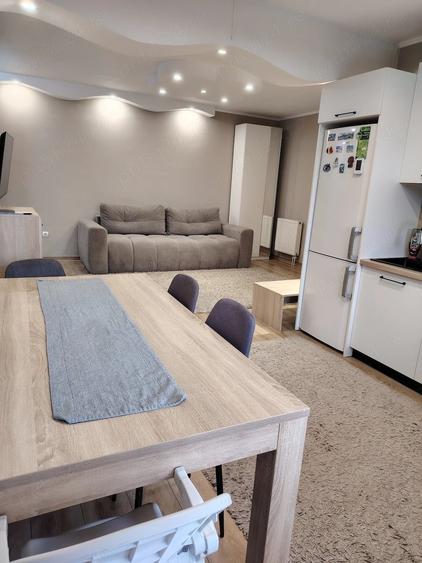 Apartament cu 2 camere semidecomandat, mobilat în Gilău