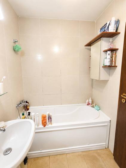 Apartament cu 2 camere decomandat, mobilat în Borhanci