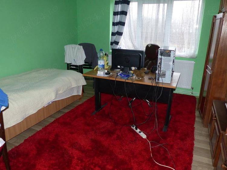 Casă cu 3 camere în Central