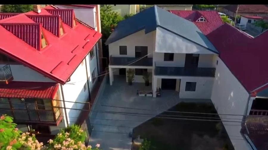 Casă cu Teren 300 Mp în Păcii