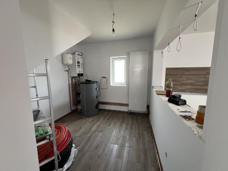 Casă individuală cu 3 camere cu Canalizare în Brănești