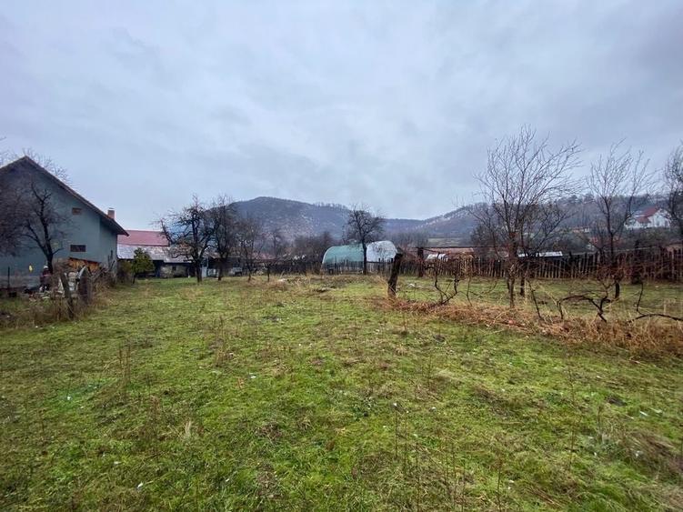 Spațiu comercial, în Baia de Fier
