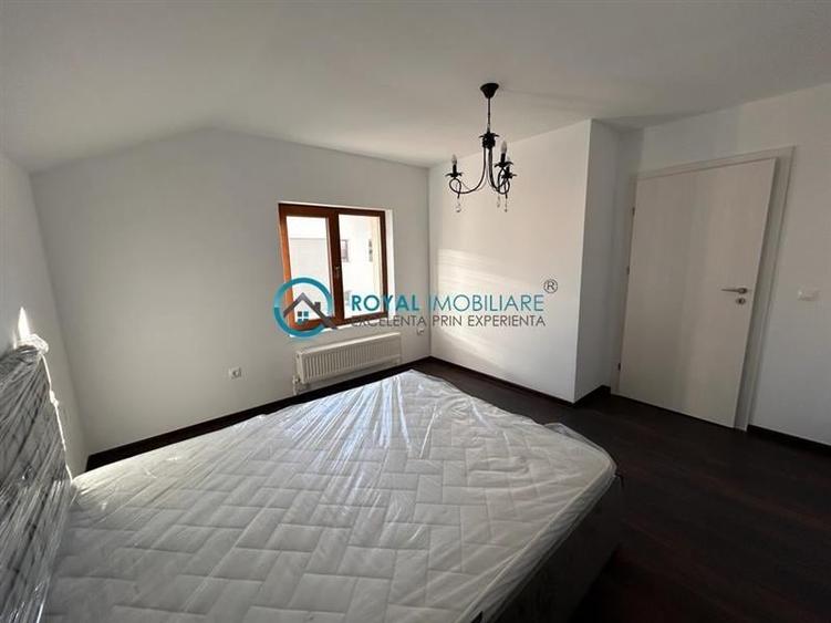 Duplex cu 4 camere cu Canalizare în Strejnicu