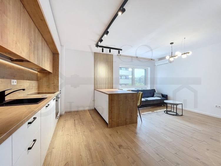 Apartament cu 3 camere semidecomandat, mobilat în Gheorgheni