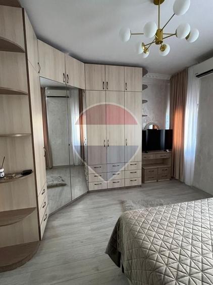 Apartament cu 4 camere semidecomandat, mobilat în Națiunile Unite