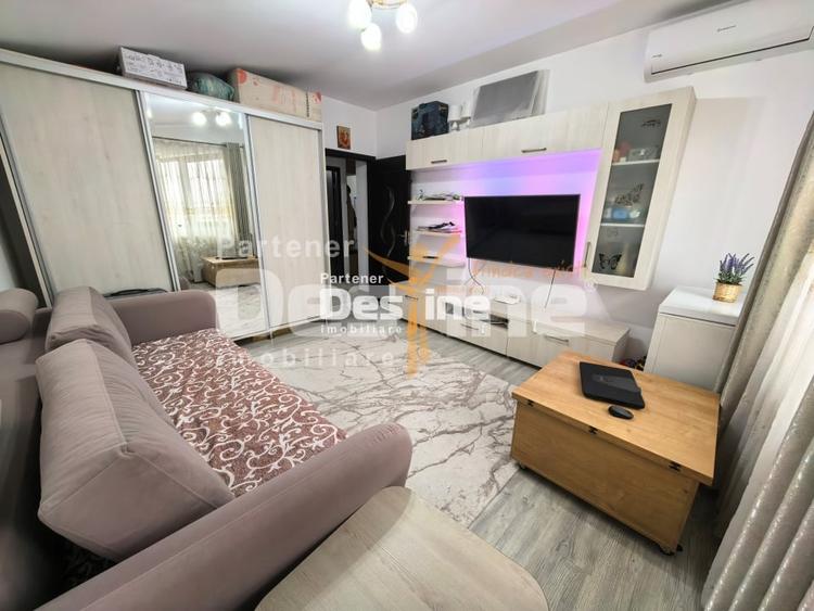 Apartament 2 camere decomandat 49 mp + balcon - 1