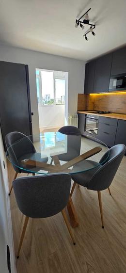 Apartament cu 2 camere decomandat în Berceni