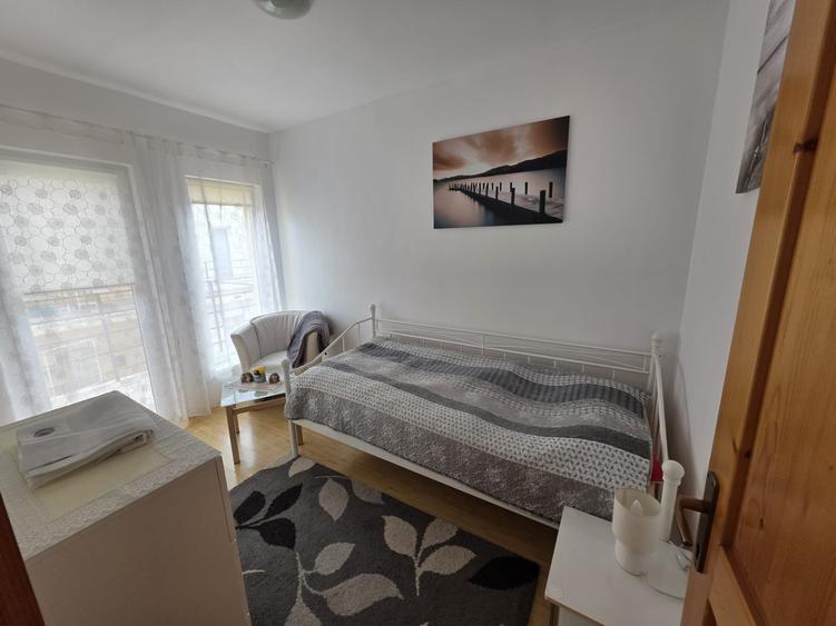 Duplex cu 4 camere cu Canalizare în Florești