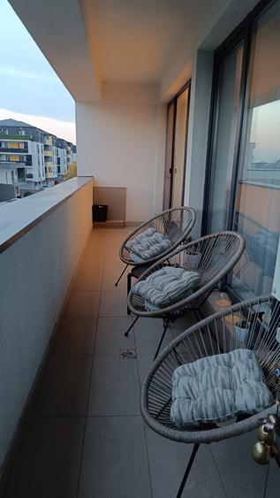 Apartament cu 3 camere decomandat, mobilat în Sud-Est