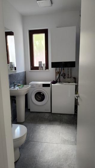 Duplex cu 5 camere cu Teren 300 Mp în Central