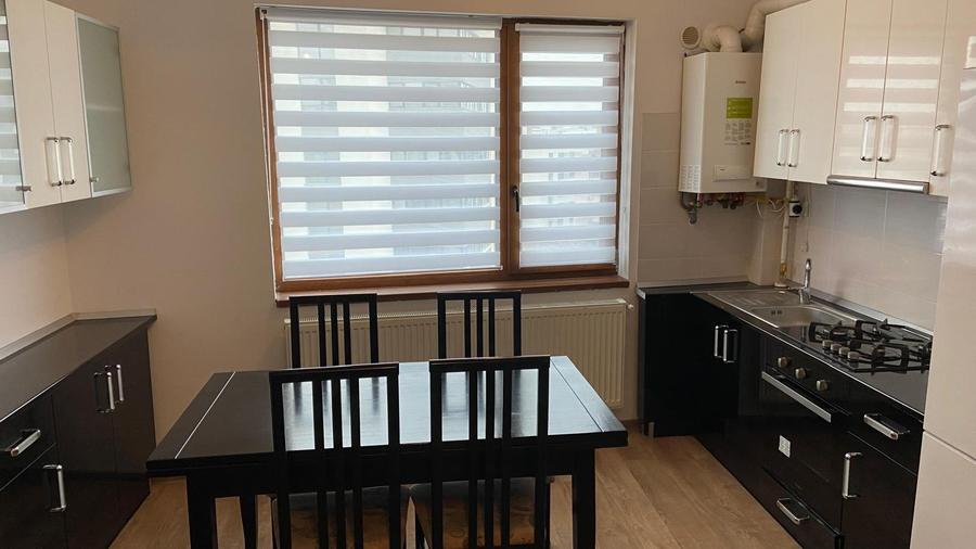 Apartament cu 2 camere, mobilat în Palat