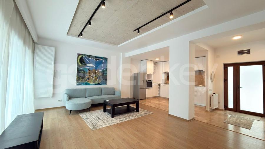 Duplex cu 4 camere cu Canalizare în Pipera