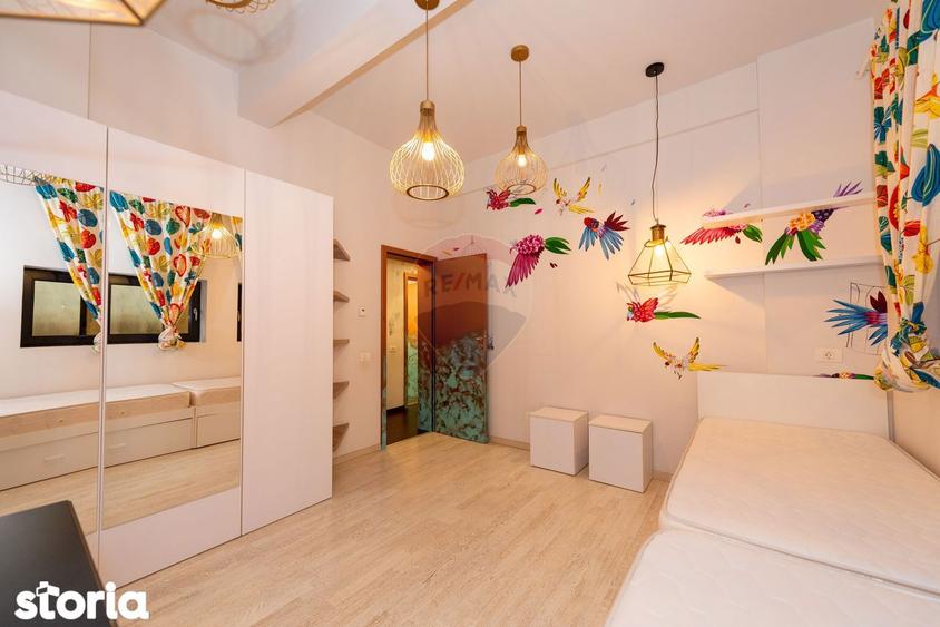 Apartament cu 4 camere, mobilat în Libertății