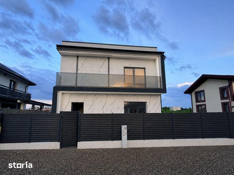 Casă cu 4 camere cu Teren 270 Mp în Central