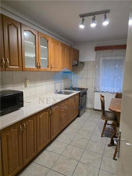 Apartament cu 2 camere decomandat în Între Lacuri
