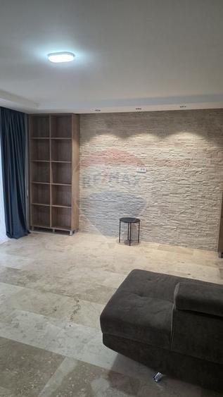 Duplex cu 5 camere cu Teren 250 Mp în Clinceni