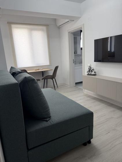 Proprietar inchiriez apartament 2 camere loc de parcare central Otopeni - 5