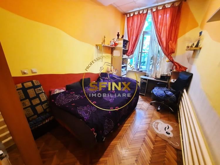 Casă individuală cu 6 camere cu Canalizare în Cotroceni