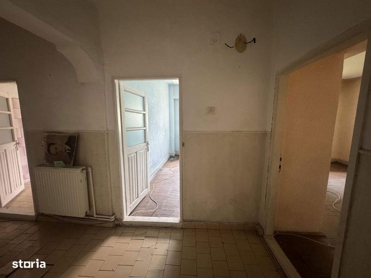 Apartament cu 3 camere în Nicolae Titulescu